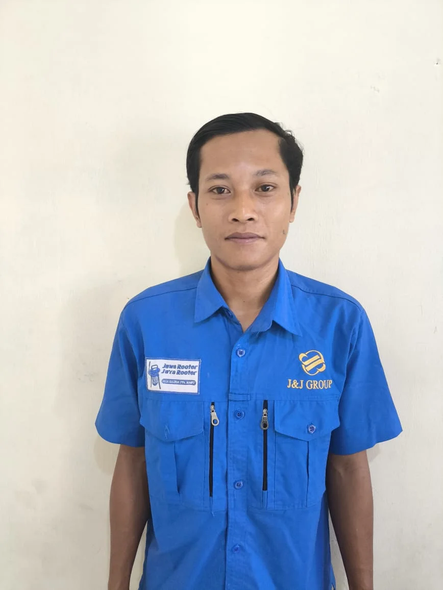 Foto Andre - Teknisi Konstruksi Rootera Plumbing