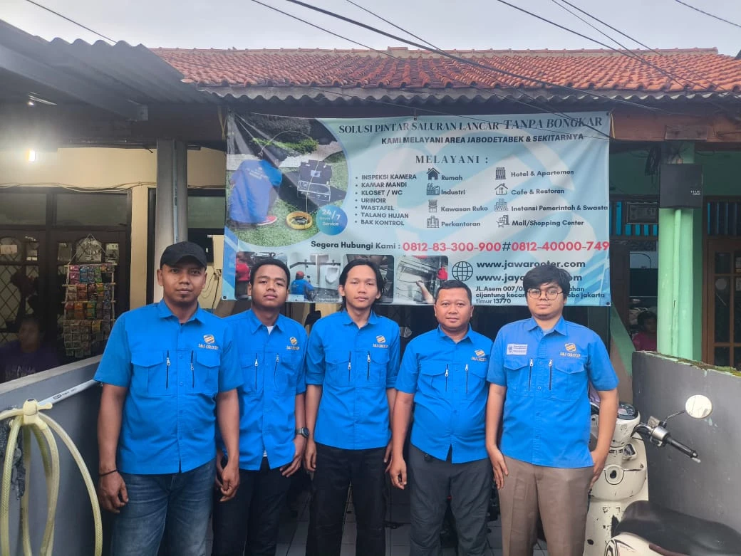 Kenapa Soda Api Justru Bikin Pipa Mampet Makin Parah? Bahaya dan Solusi Amannya