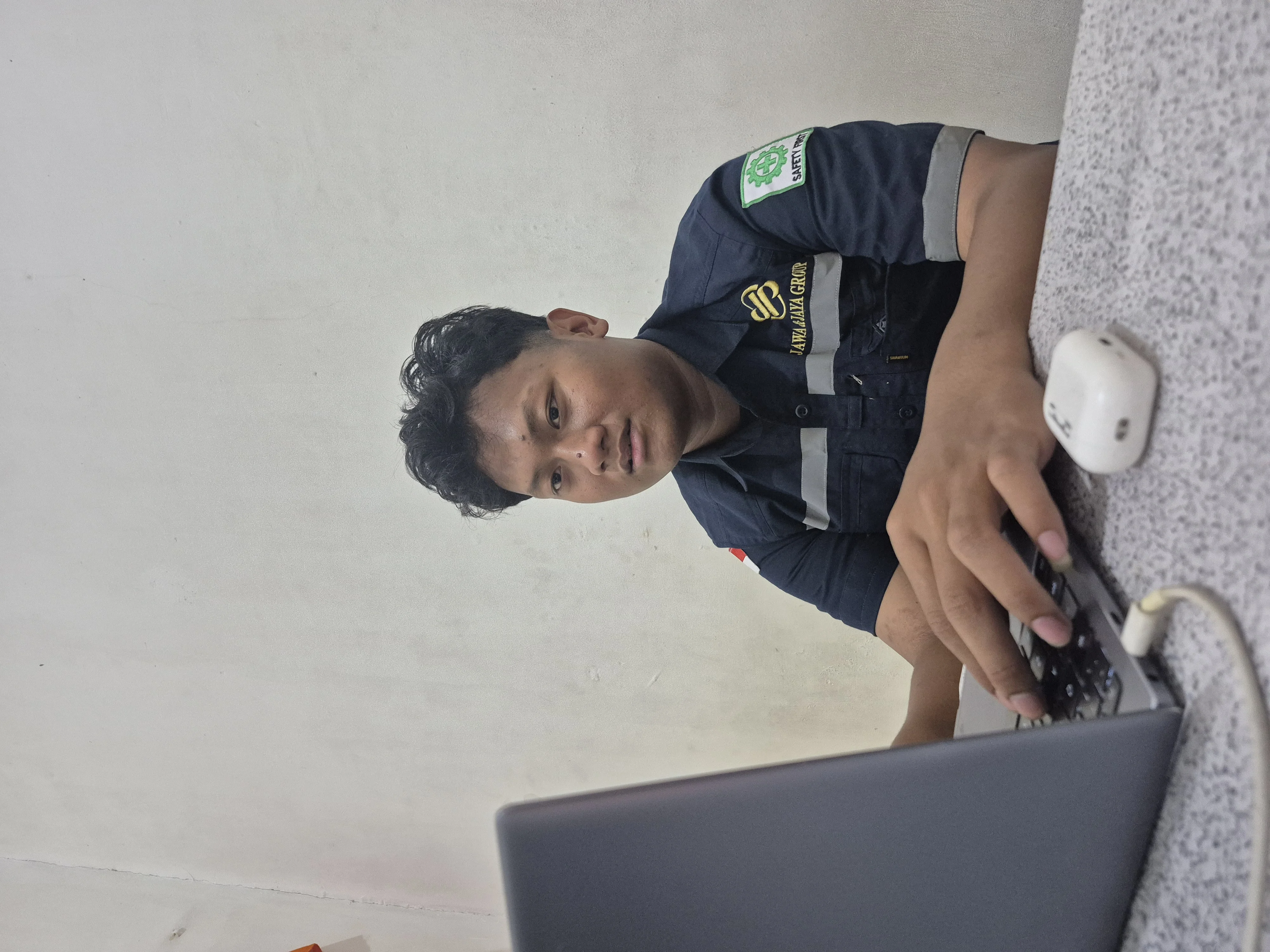 Mengenal Yero Virdhan Akifan: Sosok di Balik Dukungan Sistem Digital dan Dokumentasi Rootera Plumbing